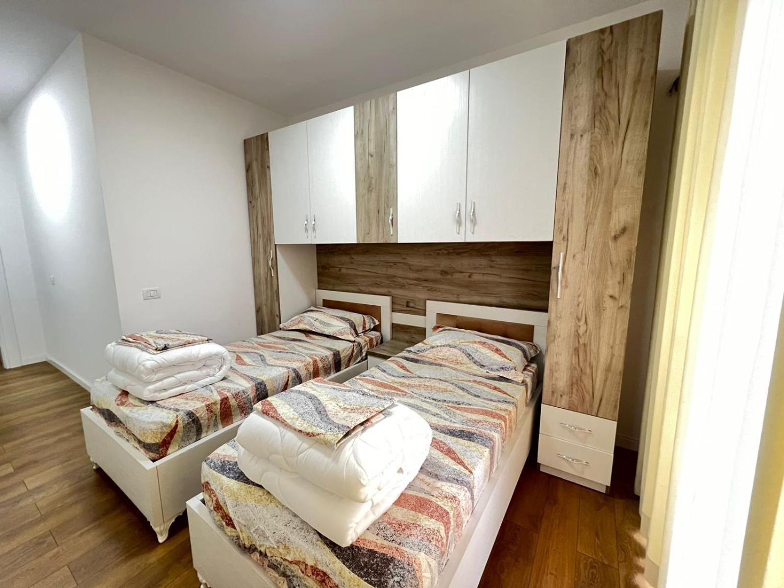 Ani'S Apartment Durres Exterior photo